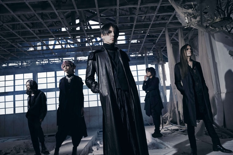176098-lynch-group-photo.jpg
